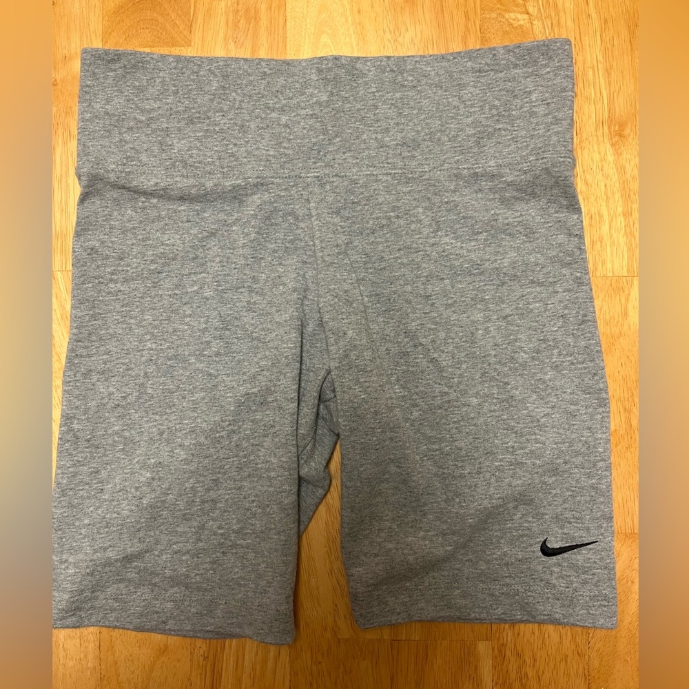 nike biker shorts